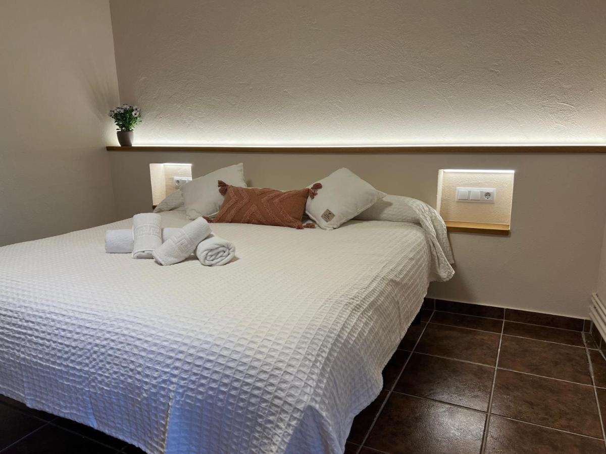 Calau De Centenys Holiday home Esponella